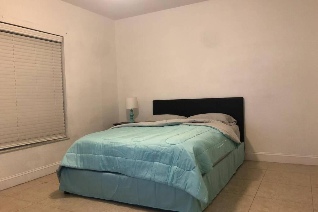 Miami Guest Suite By Airport Ngoại thất bức ảnh