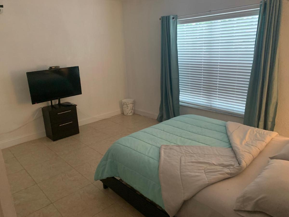 Miami Guest Suite By Airport Ngoại thất bức ảnh